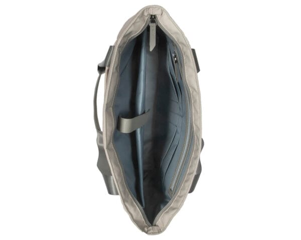 030720256866f618eb365