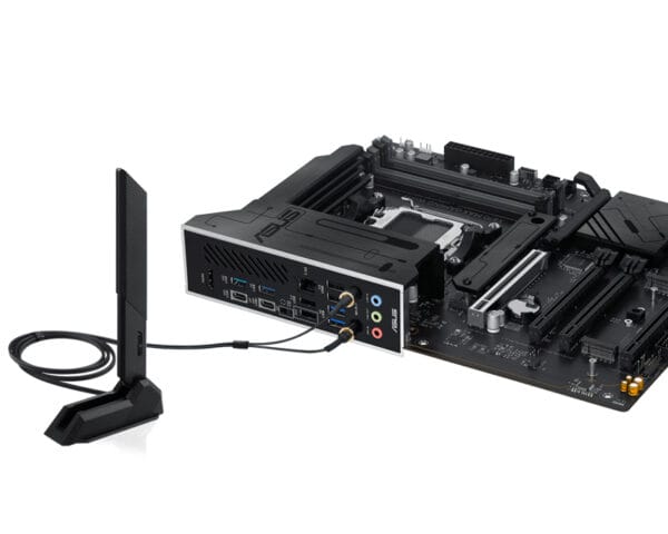 03072025686711f61556c