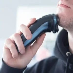 Ufesa Aparat za brijanje Ufesa AR3050/tri kružna noža - Slika 4