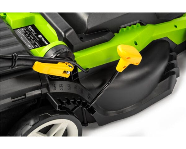 040820256890747adc458