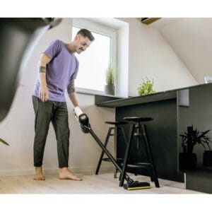 Karcher VC 4 MYHOME Bežični štapni usisivač sa posudom (1.198-630.0) - Slika 1