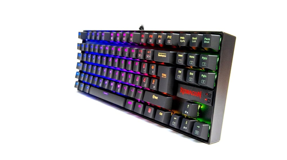 0610202568e412c98e8f1